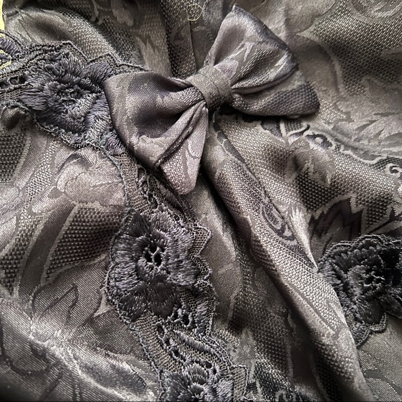 Victoria’s Secret Satin and Lace Wrap Teddy - Picture 10 of 14